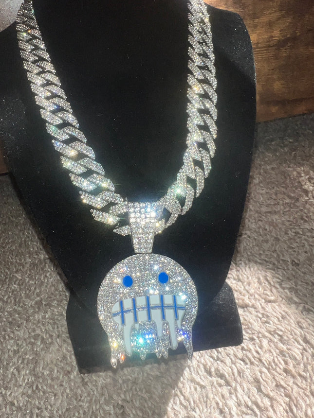 Chilled Emoji Pendant And Cuban Link Chain
